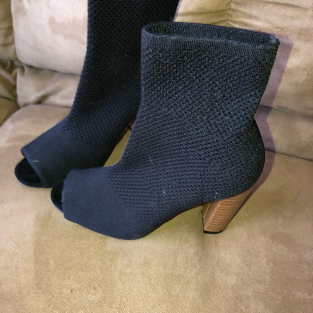 Ankle wedge boots